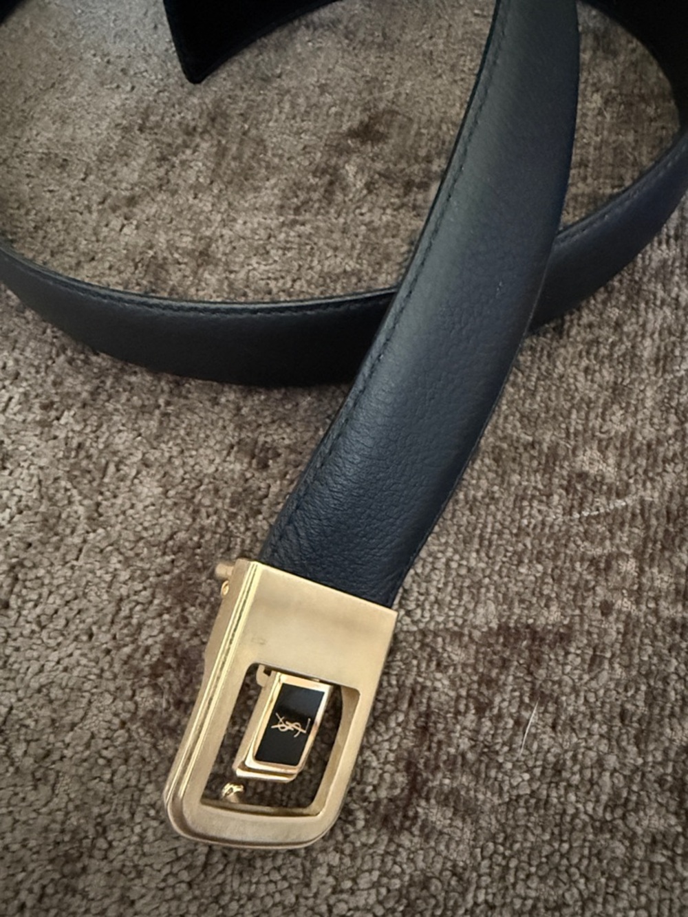 Vintage Yves Saint Laurent Black Leather Belt with light Gold tone YSL Buckle - Picture 4 of 5